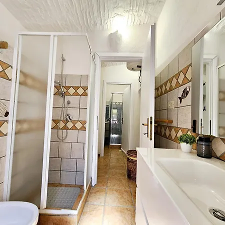 Sos Aranzos Privata Con Jacuzzi