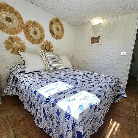 Sos Aranzos Privata Con Jacuzzi Villa *
